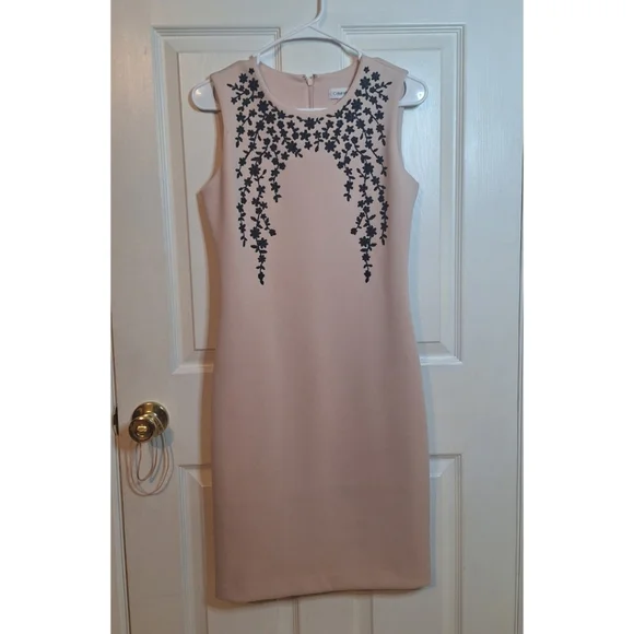 open lace back dress Mesh Floral Lace Detail Dress M